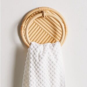 Ria Towel and Toilet Paper Ring | Urban Outfitters